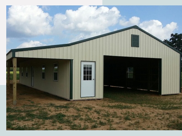 Строительство конюшен в Шарыпово