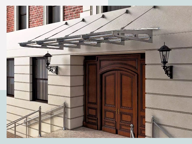 Металлические козырьки от 606 руб. в Шарыпово