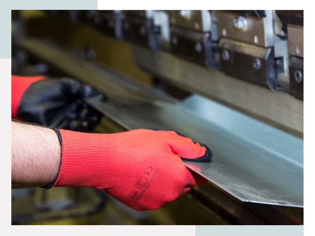 Гибка металла в Шарыпово от 606 руб. - Надёжно и быстро