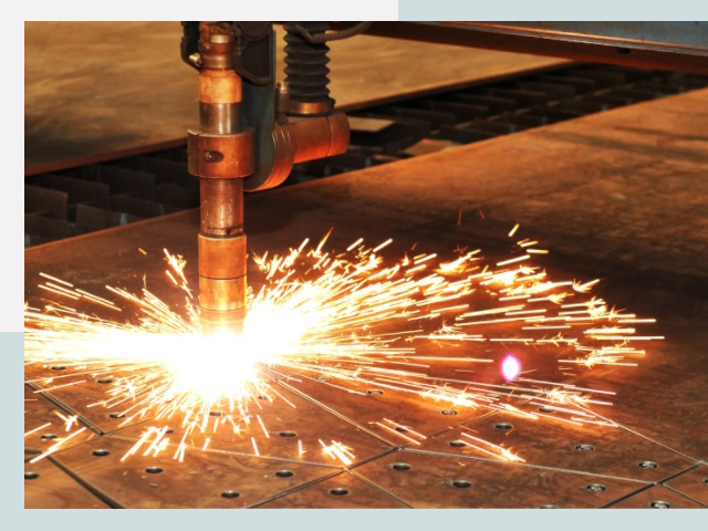 Плазменная резка металла в Шарыпово от 606 руб.